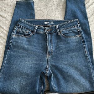 OLD NAVY Rockstar Skinny Built In Warn